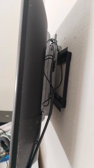 LG Smart TV 32
