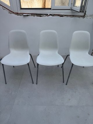 3 Sillas Blancas IKEA BRORINGE