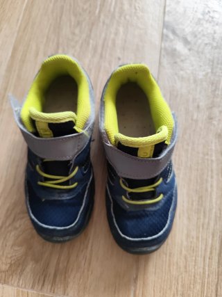 Deportivas montaña niño/niña talla 29 Quechua