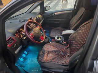 Opel Zafira 2009