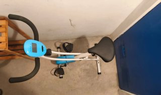 Bicicleta Estática Plegable Azul y Blanca