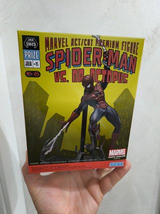 Spider-Man vs Dr. Octopus Figure