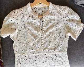 Vestido corto bordado Pepe Jeans blanco