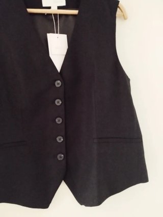 Chaleco de lino negro