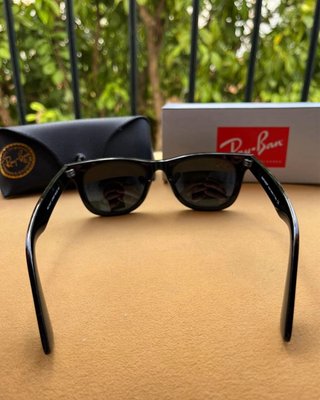 Occhiali da sole Ray-Ban neri