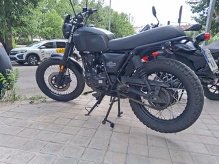 Brixton 125cc Negra