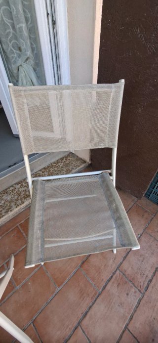 Tavolino rotondo in vetro con 2 sedie