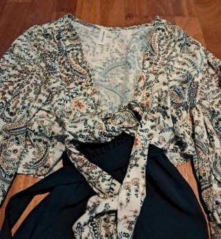 Blusa tipo chaquetita estampada