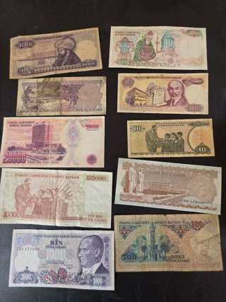 Lote 8 Billetes Turquía Diferentes  .