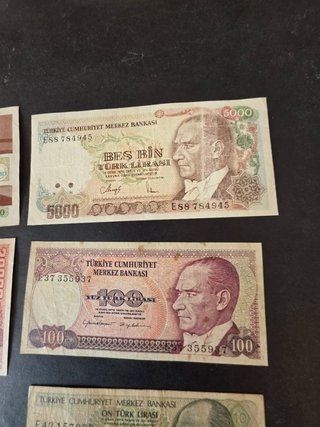 Lote 8 Billetes Turquía Diferentes  .