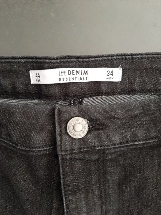 Pantalón corto vaquero gris talla 44