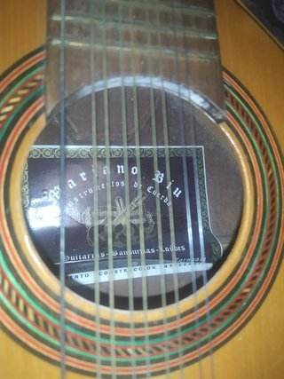 Bandurria Artesanal Mariano Biu 9 Cuerdas