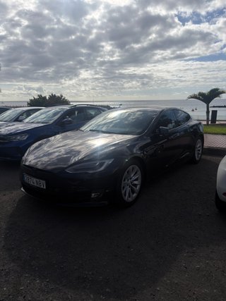 Tesla Model S 2017
