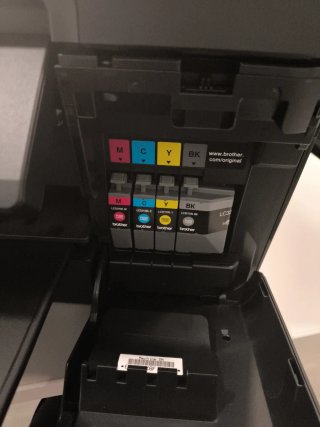 Impresora de oficina Brother A3/A4 Negra