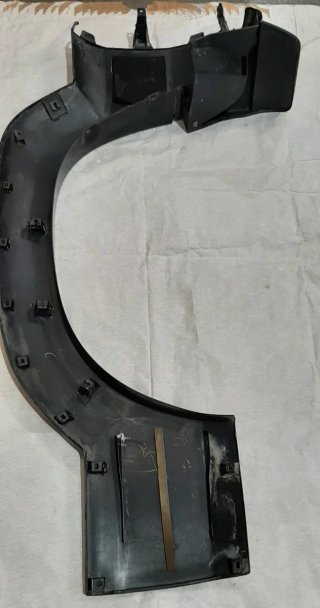 Aletín Trasero Toyota Land Cruiser J12