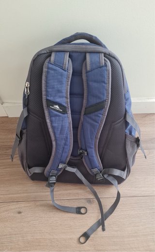 Mochila High Sierra azul y gris