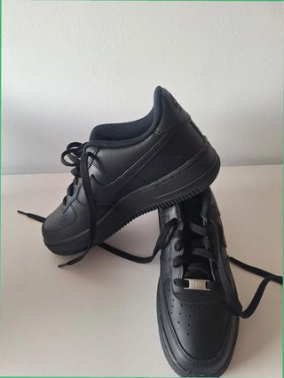 Nike AF1 Total Negro Talla 40.5