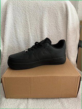 Nike Air Force 1 Negras Talla 38