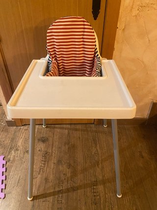 Trona Antilop Ikea con cojín protector sin arnés