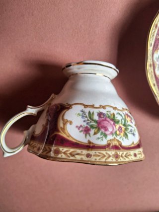 Taza de té Royal Albert Lady Hamilton