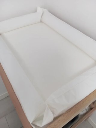 Cambiador Ikea Madera+ complementos