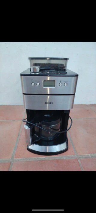 Cafetera Philips con molinillo