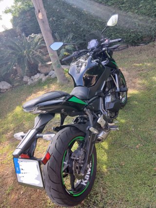Kawasaki Z650 limitada A2 Impoluta