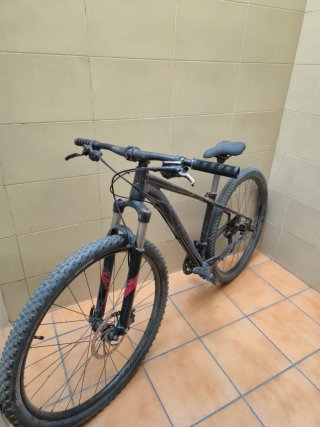 Bicicleta MTB Specialized Rockhopper