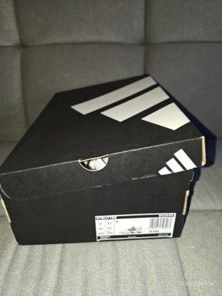 Tenis Adidas Blancos y Negros