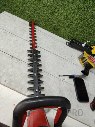 Cortasetos con batería con mango giratorio - Einhell