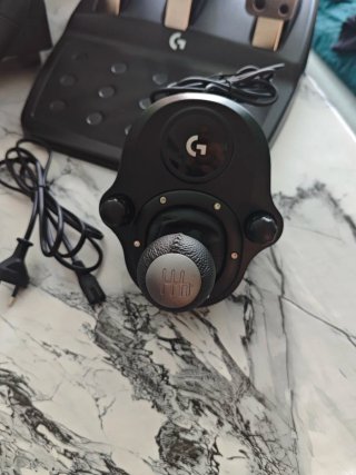 Volante Logitech G923 SE Racing Wheel