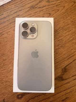 iPhone 15 Pro Max 256GB Titanium natural