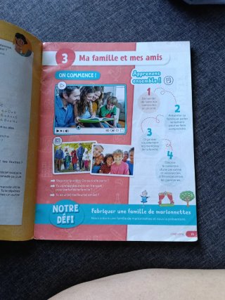 Revuela Français I primaria, A1.1
