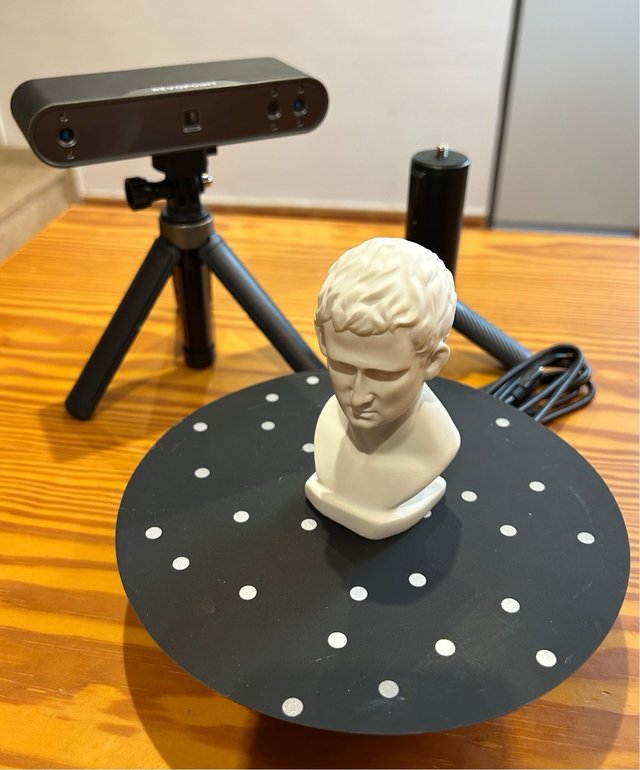 Escáner 3d Revopoint 3d + extras