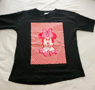 Camiseta Negra Minnie Mouse