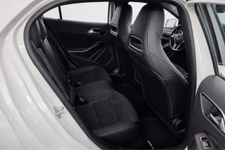 Mercedes-Benz GLA 2015