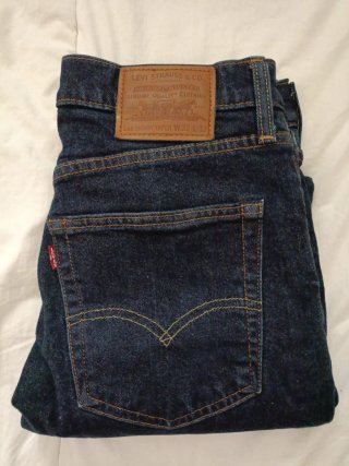 Pantalón Levis Skinny Taper W32 L32