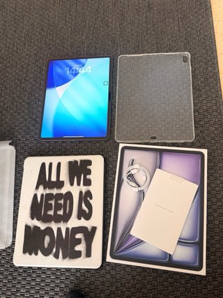 iPad Air 13 M3 Gris Poco Uso