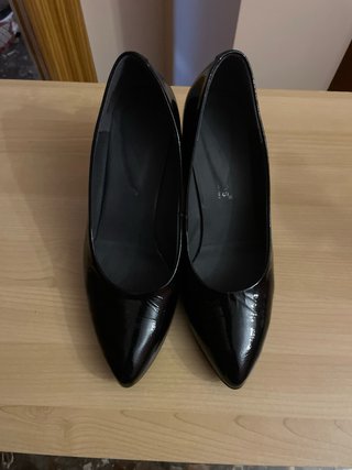 Zapatos de charol negros