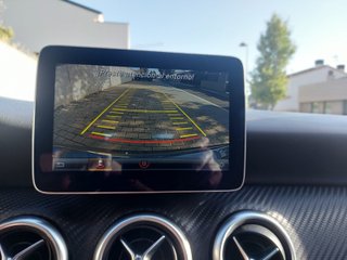 Mercedes-Benz A200D AMG LINE (AUTOMÁTICO)