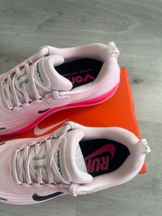 Nike vomero Plus Foam Rosa