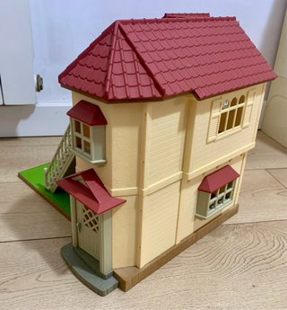 Gran Mansión Sylvanian Families con Luces