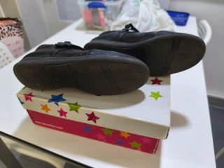 Zapatos colegial piel T.39 Guantitos