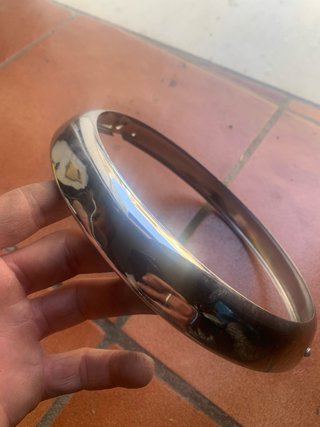 Mini Piezas Cromadas aro de faro solo hay uno