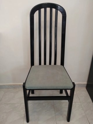 Mesa comedor y 4 sillas