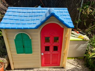 Casita infantil de plástico