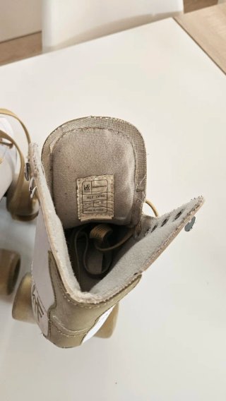 Patines 4 ruedas talla 32