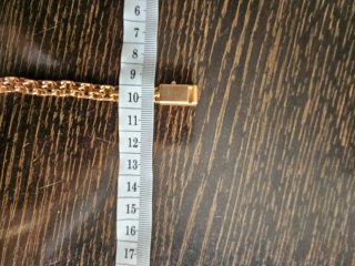 Se vende por 130 €/gr Conjunto en Oro 14k.
