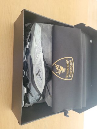 Zapatillas Mizuno Lamborghini running