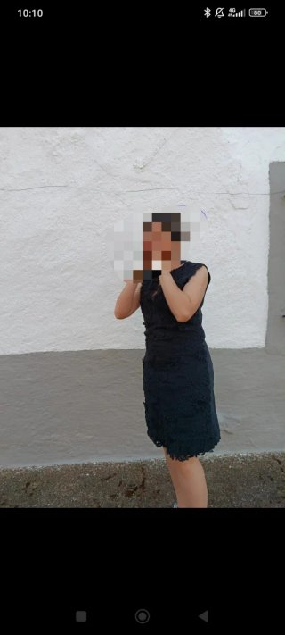 Vestido negro corto